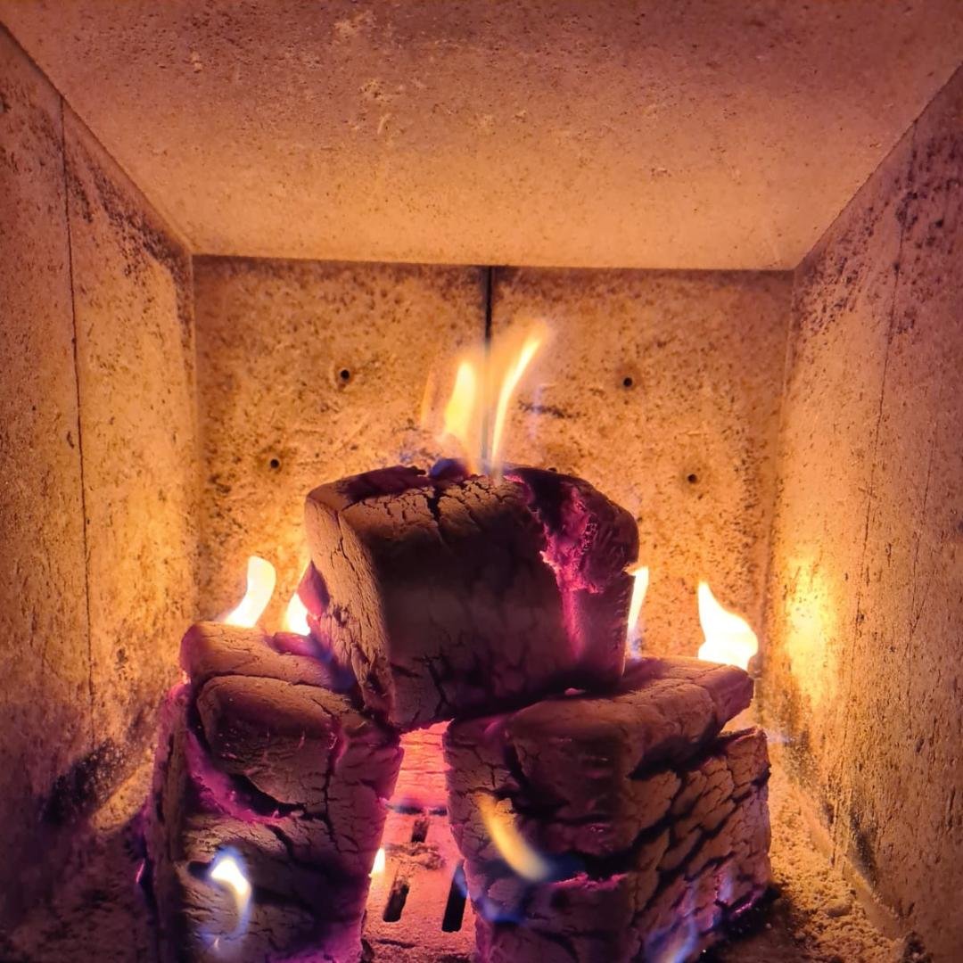 infire hardcubes premium Briquettes bois dur 10 kg – Image 3